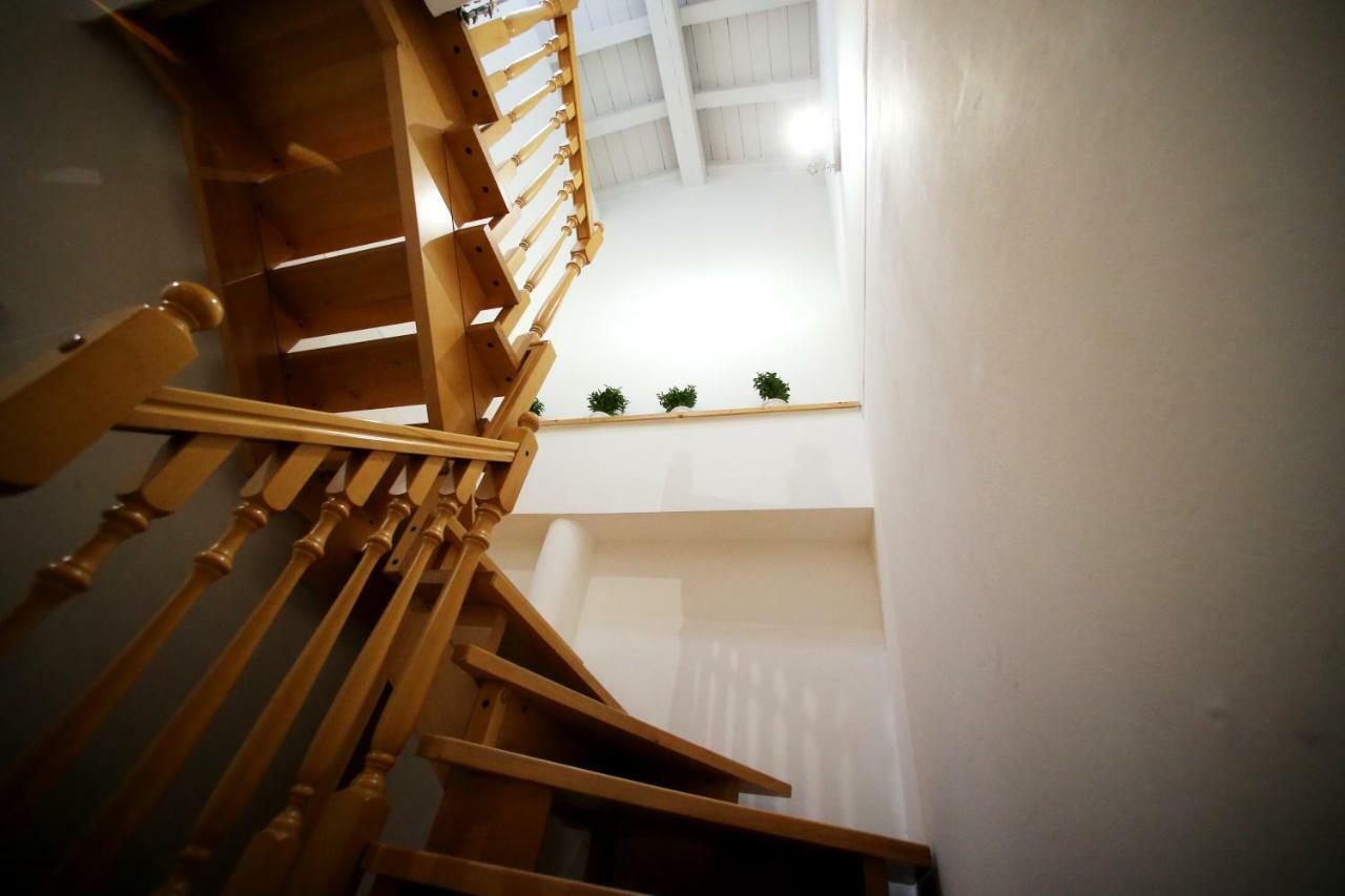 Hotel Ermi Sona Zewnętrze zdjęcie