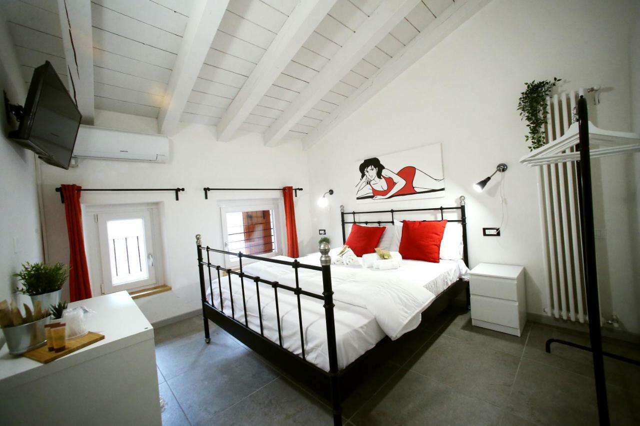 Hotel Ermi Sona Zewnętrze zdjęcie